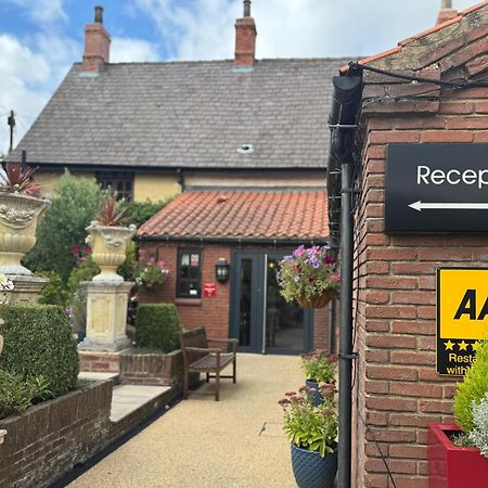 Winteringham Fields Bed & Breakfast Dış mekan fotoğraf